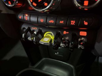 Mini HATCHBACK 135Kw Cooper S Level 2 33Kwh 3Dr Auto
