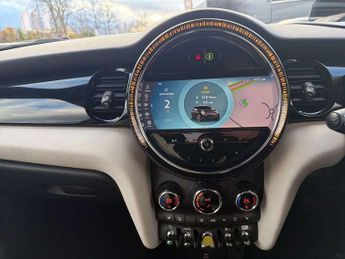 Mini HATCHBACK 135Kw Cooper S Level 3 33Kwh 3Dr Auto