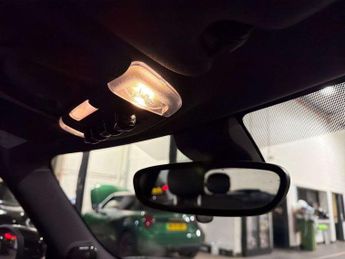 Mini HATCHBACK 135Kw Cooper S Level 3 33Kwh 3Dr Auto