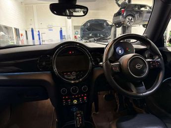 Mini HATCHBACK 135Kw Cooper S Level 3 33Kwh 3Dr Auto