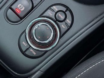 Mini COUNTRYMAN 1.5 Cooper Classic 5Dr Auto