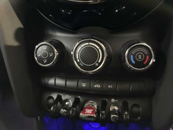 Mini HATCHBACK 1.5 Cooper Classic Ii 5Dr Auto