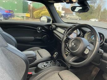 MINI HATCHBACK 135Kw Cooper S Level 2 33Kwh 3Dr Auto