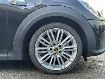 Mini HATCHBACK 135Kw Cooper S Level 2 33Kwh 3Dr Auto