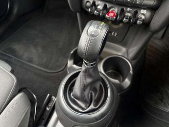 Mini HATCHBACK 1.5 Cooper 5Dr Auto