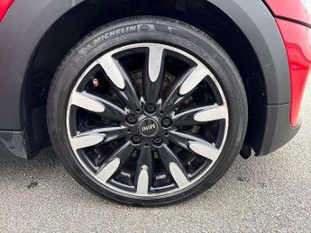 MINI HATCHBACK 1.5 Cooper 5Dr Auto