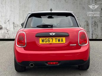 Mini HATCHBACK 1.5 Cooper 5Dr Auto