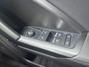 AUDI Q3 35 Tfsi S Line 5Dr S Tronic [Comfort+Sound Pack]