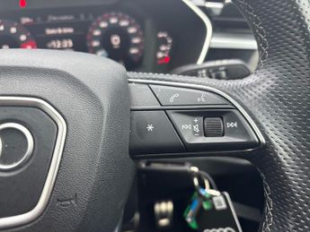 AUDI Q3 35 Tfsi S Line 5Dr S Tronic [Comfort+Sound Pack]