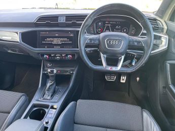 AUDI Q3 35 Tfsi Black Edition 5Dr S Tronic