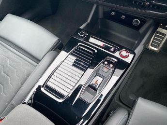 AUDI A6 270Kw Performance 100Kwh Edition 1 5Dr Auto