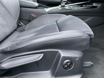 AUDI A4 40 Tfsi 204 S Line 5Dr S Tronic [Tech Pack]