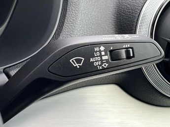 AUDI Q2 1.5 Tfsi Cod 35 S Line Suv 5Dr Petrol S Tronic Euro 6 (S/S) (150