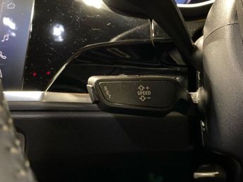 AUDI Q3 1.5 Tfsi Cod 35 S Line Suv 5Dr Petrol S Tronic Euro 6 (S/S) (150