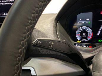 AUDI Q2 1.5 Tfsi Cod 35 Black Edition Suv 5Dr Petrol S Tronic Euro 6 (S/