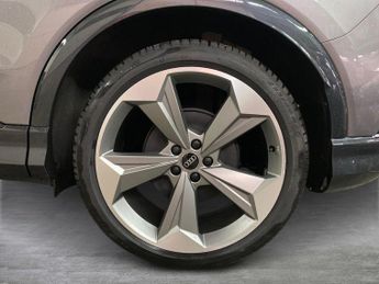 AUDI Q4 210Kw 45 82Kwh Black Edition 5Dr Auto