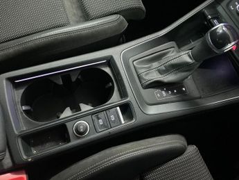 AUDI Q3 2.0 Tfsi 40 S Line Sportback 5Dr Petrol S Tronic Quattro Euro 6 