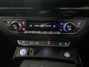 AUDI Q5 40 Tdi Quattro Black Edition 5Dr S Tronic