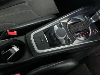 AUDI TT 2.0T Fsi S Line 2Dr S Tronic