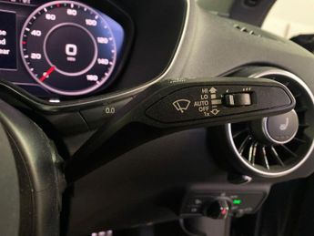 AUDI TT 2.0T Fsi S Line 2Dr S Tronic