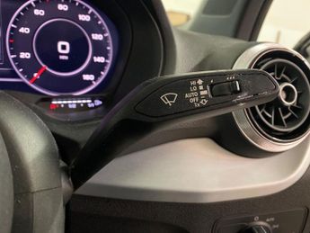 AUDI Q2 1.5 Tfsi Cod 35 S Line Suv 5Dr Petrol S Tronic Euro 6 (S/S) (150