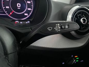 AUDI Q2 1.5 Tfsi Cod 35 Sport Suv 5Dr Petrol S Tronic Euro 6 (S/S) (150 