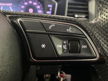 AUDI A1 1.5 Tfsi 35 S Line Sportback 5Dr Petrol S Tronic Euro 6 (S/S) (1