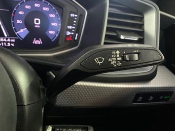 AUDI A1 1.5 Tfsi 35 S Line Sportback 5Dr Petrol S Tronic Euro 6 (S/S) (1