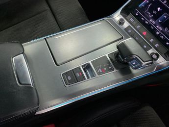 AUDI A6 2.0 Tfsi 40 Black Edition Saloon 4Dr Petrol S Tronic Euro 6 (S/S