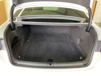 AUDI A6 2.0 Tfsi 40 Black Edition Saloon 4Dr Petrol S Tronic Euro 6 (S/S