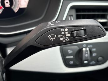 AUDI A4 2.0 Tdi 35 S Line Saloon 4Dr Diesel S Tronic Euro 6 (S/S) (163 P