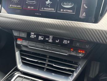 AUDI RS E-TRON GT 93.4Kwh Carbon Vorsprung Saloon 4Dr Electric Auto Quattro (598 P