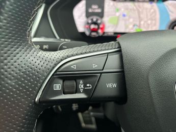 AUDI Q5 2.0 Tdi 40 S Line Suv 5Dr Diesel S Tronic Quattro Euro 6 (S/S) (