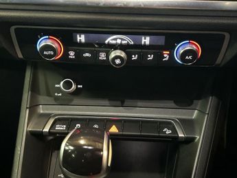 AUDI Q3 1.5 Tfsi Cod 35 S Line Sportback 5Dr Petrol S Tronic Euro 6 (S/S