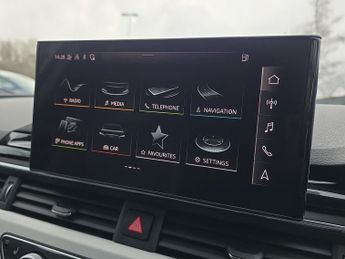 AUDI A4 2.0 Tfsi 40 S Line Estate 5Dr Petrol S Tronic Euro 6 (S/S) (204 