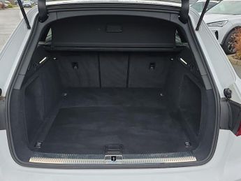 AUDI A4 2.0 Tfsi 40 S Line Estate 5Dr Petrol S Tronic Euro 6 (S/S) (204 