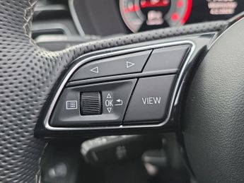 AUDI A4 2.0 Tfsi 40 S Line Estate 5Dr Petrol S Tronic Euro 6 (S/S) (204 