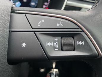 AUDI Q3 1.5 Tfsi Cod 35 Sport Suv 5Dr Petrol S Tronic Euro 6 (S/S) (150 