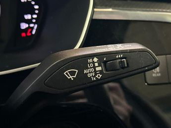 AUDI Q3 2.0 Tfsi 40 S Line Suv 5Dr Petrol S Tronic Quattro Euro 6 (S/S) 