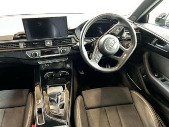 AUDI A4 2.0 Tfsi 35 Black Edition Saloon 4Dr Petrol S Tronic Euro 6 (S/S