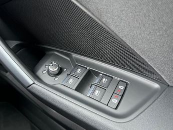AUDI A3 40 Tfsi E Sport 5Dr S Tronic