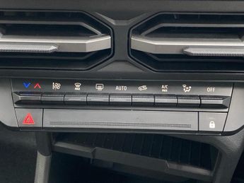 DACIA DUSTER 1.6 Hybrid Journey Suv 5Dr Petrol Hybrid Auto Euro 6 (S/S) (140 