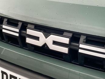 DACIA DUSTER 1.6 Hybrid Journey Suv 5Dr Petrol Hybrid Auto Euro 6 (S/S) (140 