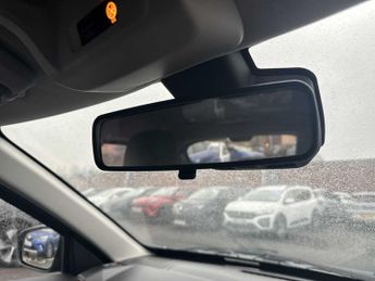 DACIA SPRING 27Kwh Extreme 65 48Kw 5Dr Auto