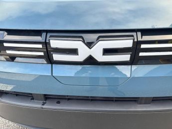 DACIA SPRING 27Kwh Expression 45 33Kw 5Dr Auto