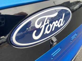 FORD CAPRI Extended Range 77Kwh Premium Suv 5Dr Electric Auto (286 Ps)