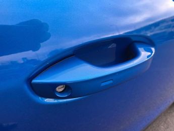 FORD CAPRI Extended Range 77Kwh Premium Suv 5Dr Electric Auto (286 Ps)