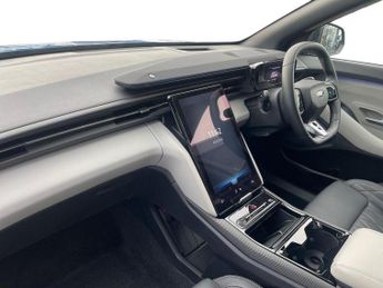 FORD CAPRI Extended Range 77Kwh Premium Suv 5Dr Electric Auto (286 Ps)