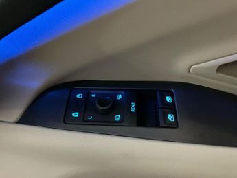 FORD EXPLORER 210Kw Premium 77Kwh 5Dr Auto