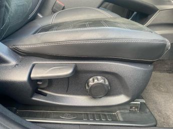 FORD PUMA Standard Range 43Kwh Premium Suv 5Dr Electric Auto (168 Ps)